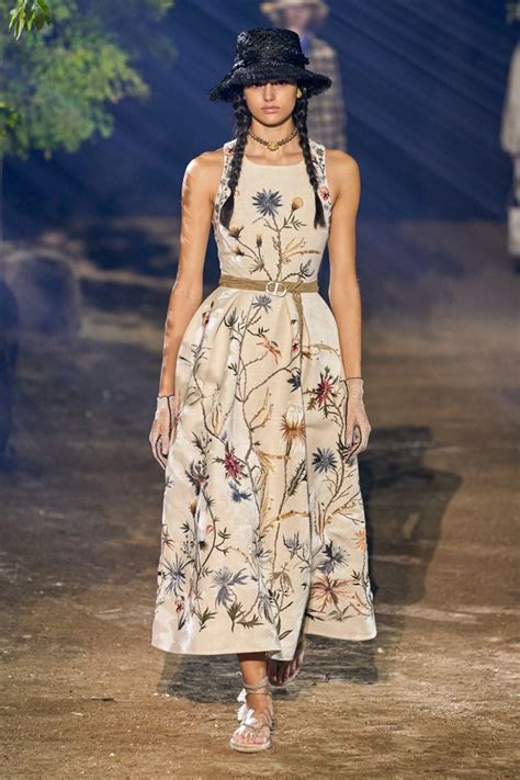 défilé dior printemps été 2020|Défilé Christian Dior Prêt à porter Printemps.